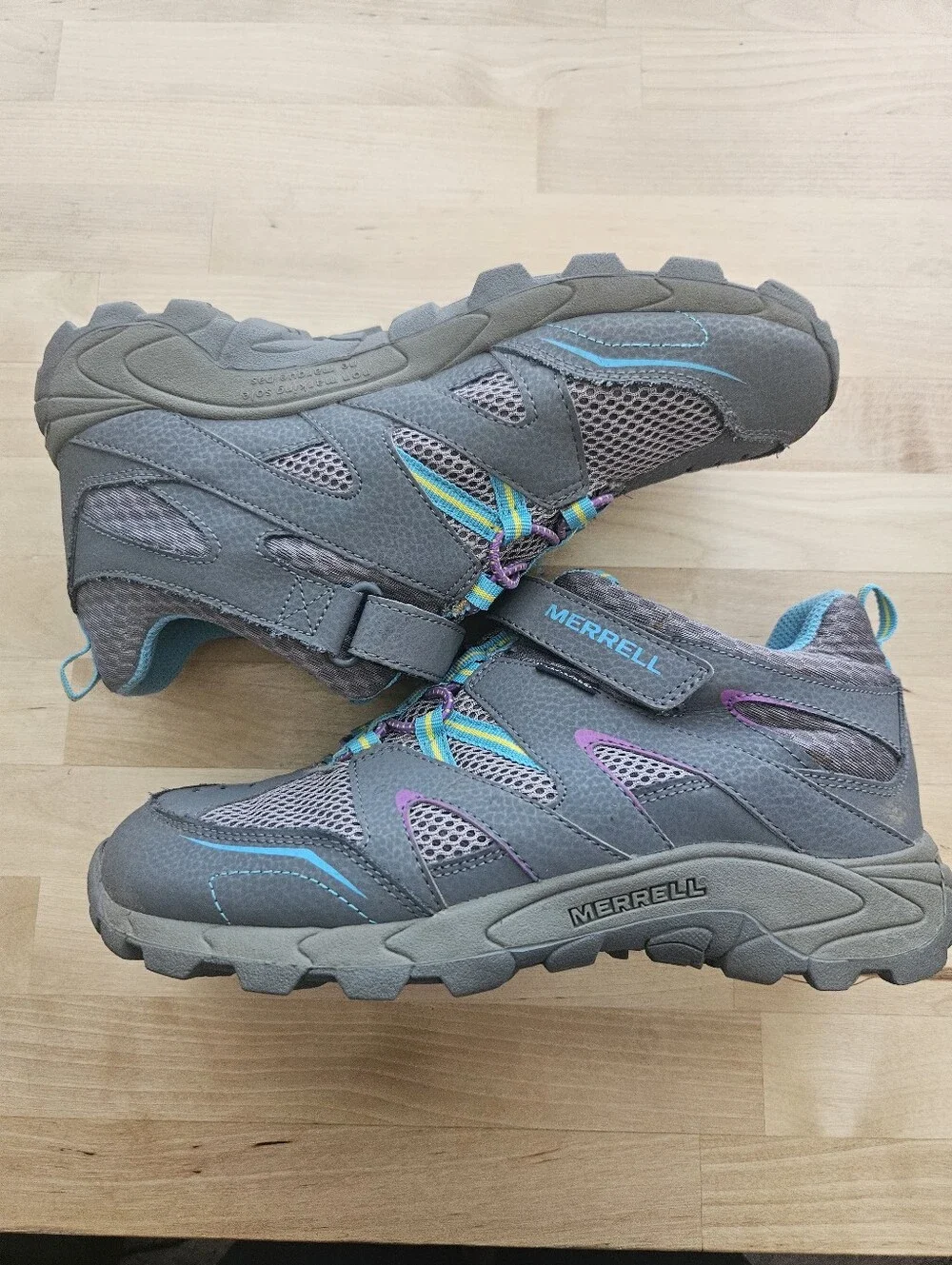 Merrell hilltop mid